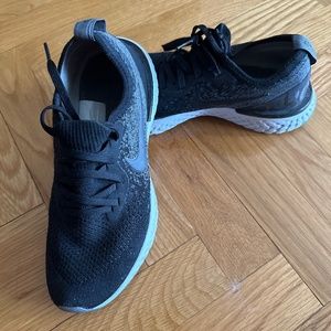 Nike React Epic Run Sneakers
